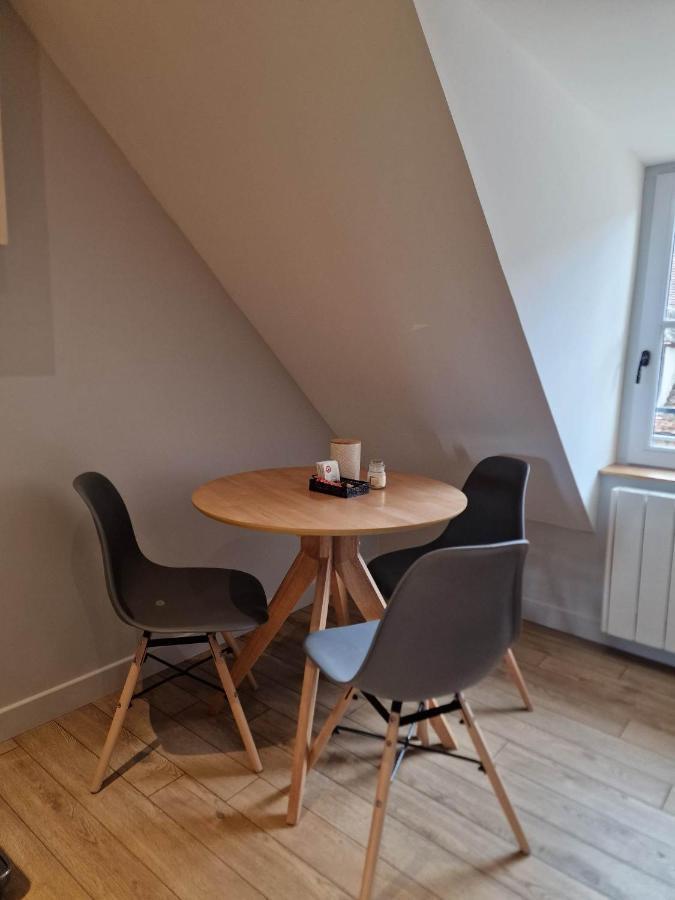 Appartement Au Coeur De Vezelay - Galerie 10 外观 照片